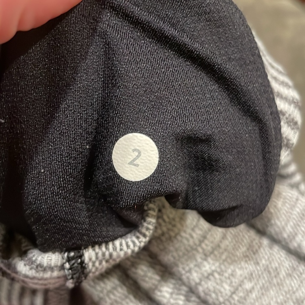Lululemon Base Runner Joggers - Picture 6 of 8
